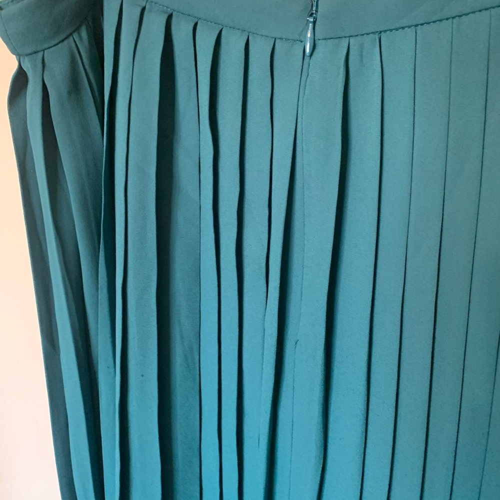 JCrew Hunter Green Pleated Midi Skirt - Picture 3 of 11